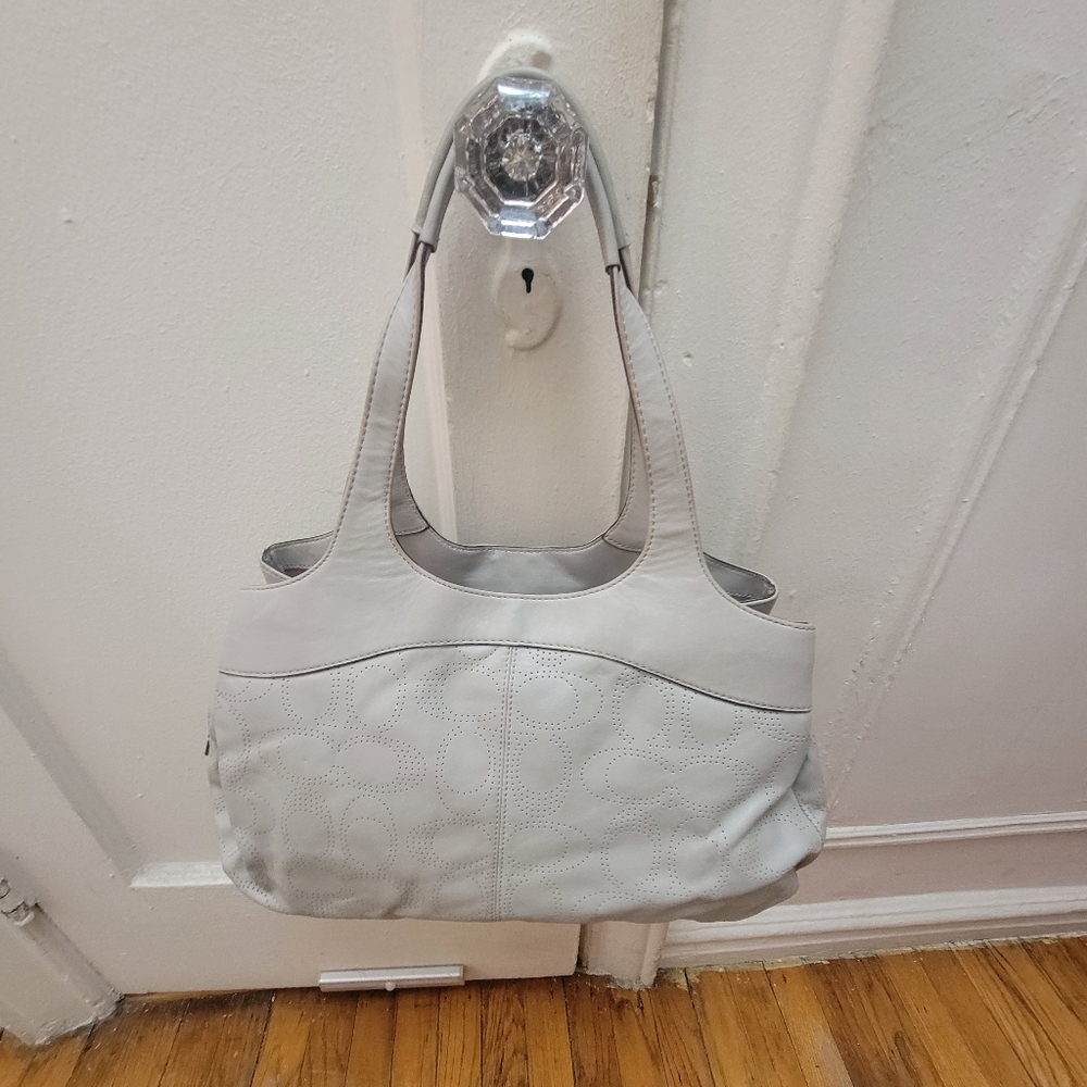 Coach Perforated Leather Lexy ShoulderBag#F19258. Vintage‎ Everyday Luxury Hobo - Picture 5 of 12